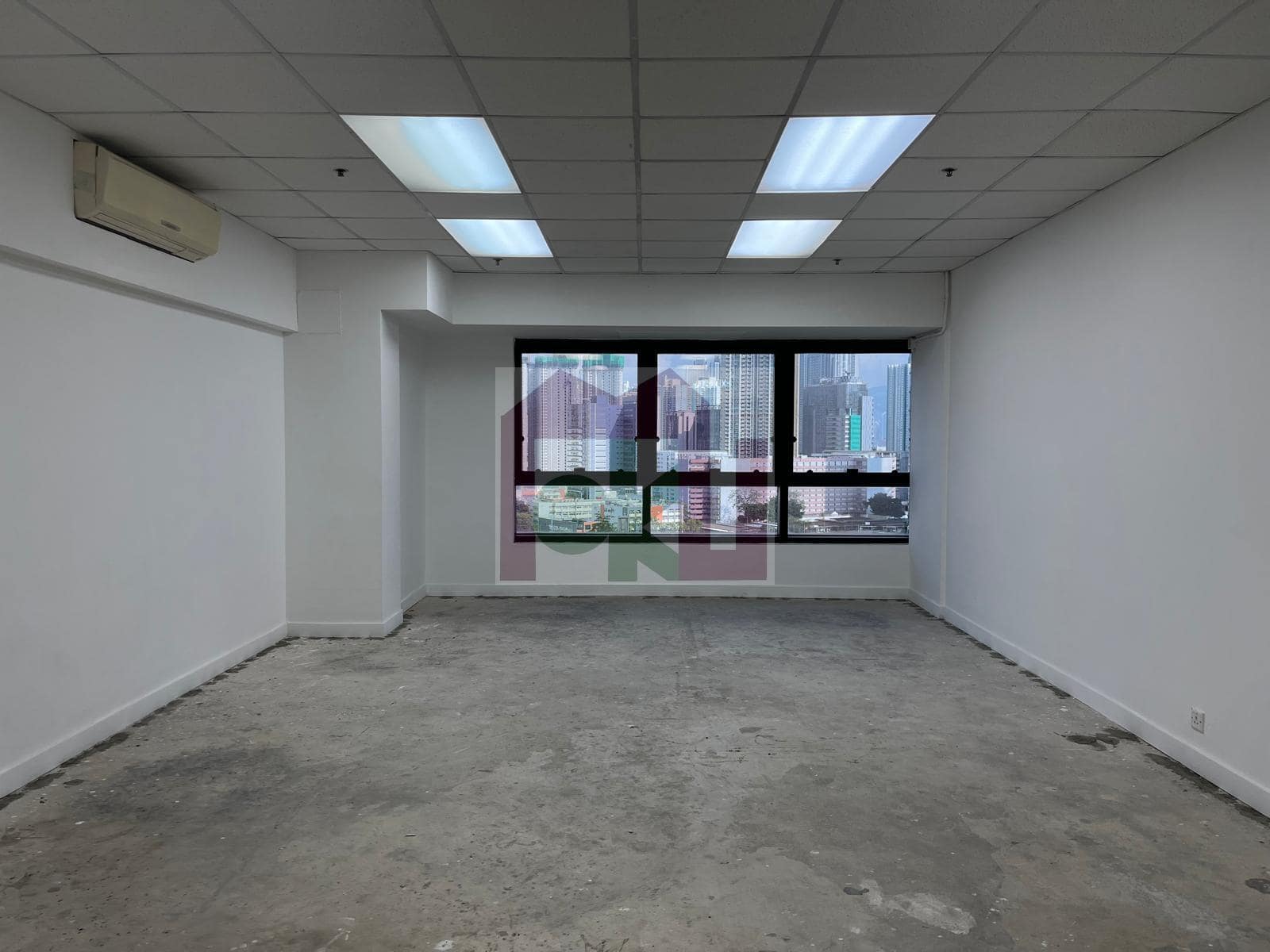 Peninsula Tower building or unit photo